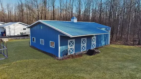 Exterior - 225505 Nazda Rd, Hatley, WI 54440 photo 8 of 12