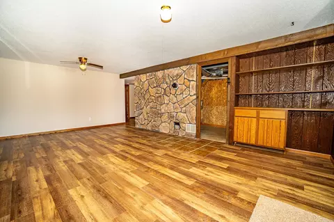 Living - 961 Elm Dr, Eagle River, WI 54521 photo 7 of 8