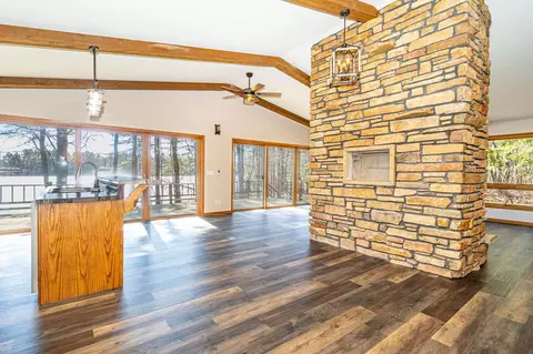 Living - 961 Elm Dr, Eagle River, WI 54521 photo 3 of 8