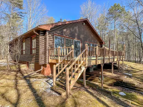Exterior - 961 Elm Dr, Eagle River, WI 54521 photo 6 of 14
