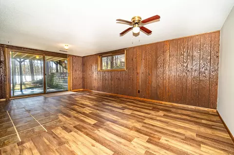 Living - 961 Elm Dr, Eagle River, WI 54521 photo 6 of 8