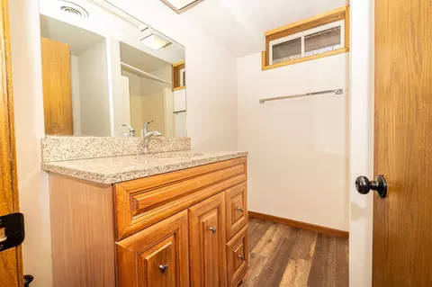 Bath - 961 Elm Dr, Eagle River, WI 54521 photo 3 of 3