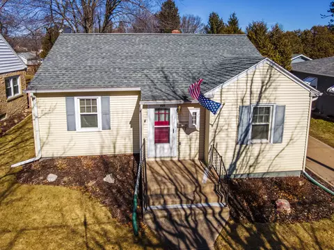 820 Broadway Ave, Wausau, WI 54403