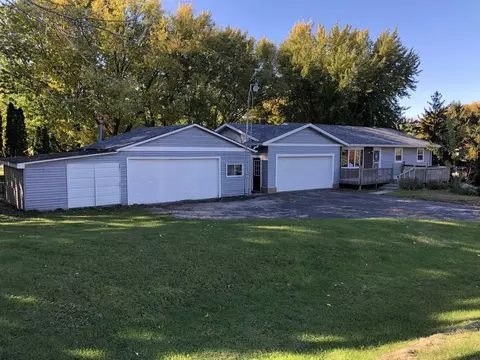 6055 Hagen Hill Cir, Madison, WI 53718