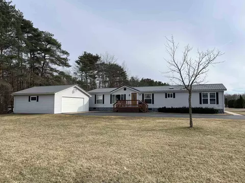 480 Sarah St, Birnamwood, WI 54414