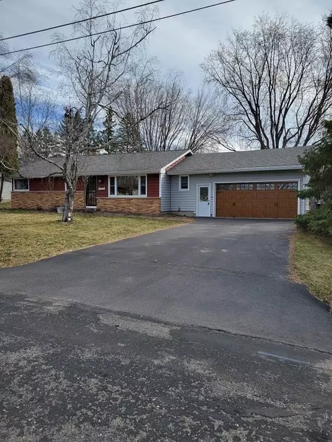 1615 S Tamarack Ave, Marshfield, WI 54449