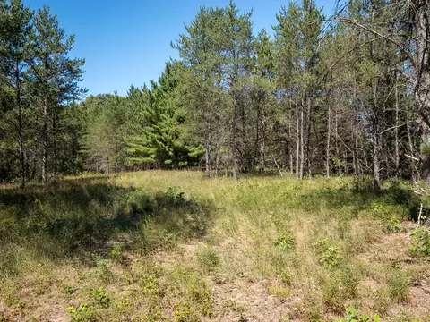 1649 Infinity Ln, Stevens Point, WI 54481 photo 3