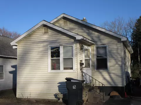 803 S Peach Ave, Marshfield, WI 54449