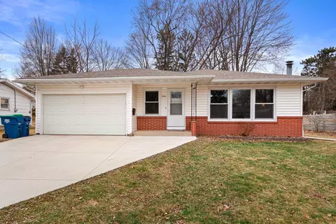 1316 N 4th Ave, Wausau, WI 54401