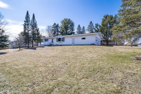 904 Hollywood Dr, Merrill, WI 54452