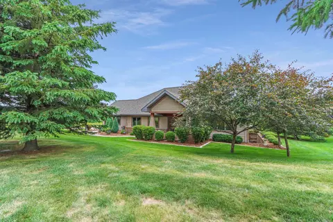 1835 Pheasant Run Dr, Marshfield, WI 54449
