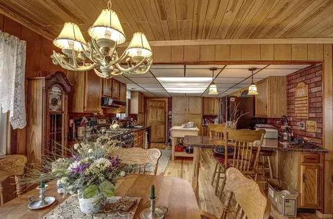 Dining - n5866 County Highway E, Tomahawk, WI 54487 photo 3 of 3