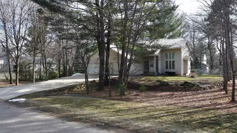 2120 Norway Pine Dr, Plover, WI 54467