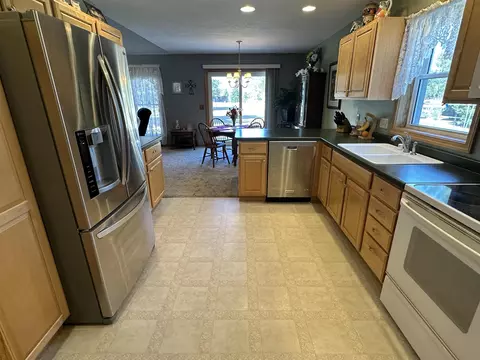 Kitchen - 224710 Jason Blvd, Ringle, WI 54471 photo 5 of 6