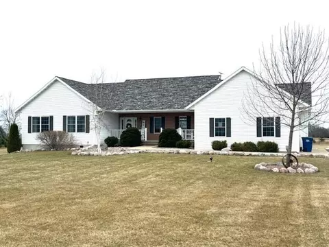 9950 N 66th Ave, Merrill, WI 54452