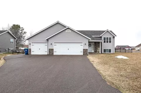 2540 Moondance Dr, Kronenwetter, WI 54455