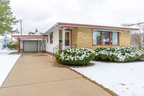 1030 S 5th Ave, Wausau, WI 54401
