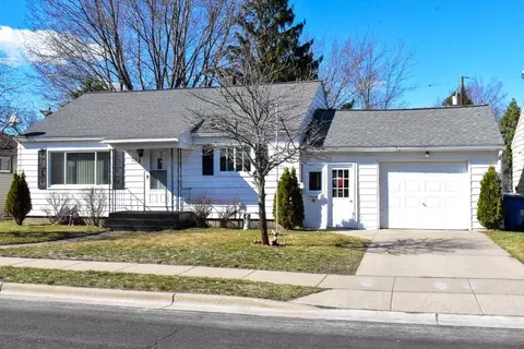 308 Lawrence Ave, Rothschild, WI 54474