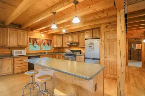 Kitchen - 236841 Eau Claire River Rd, Aniwa, WI 54408 photo 4 of 5