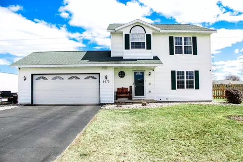 2070 Paintbrush Dr, Kronenwetter, WI 54455