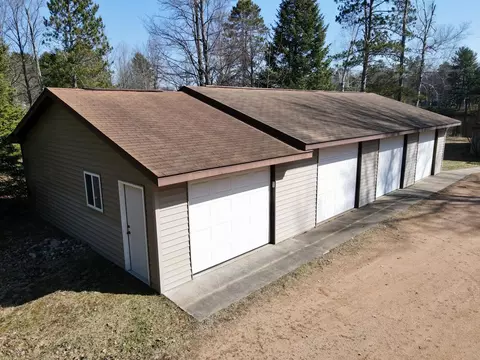 Exterior - 11286 N Tomahawk River Rd, Tomahawk, WI 54487 photo 3 of 12
