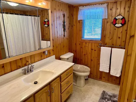 Bath - 11286 N Tomahawk River Rd, Tomahawk, WI 54487 photo 1 of 1