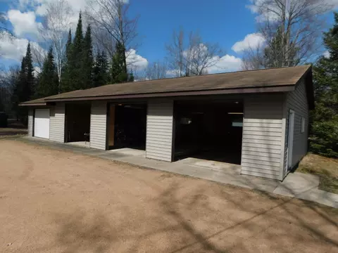 Exterior - 11286 N Tomahawk River Rd, Tomahawk, WI 54487 photo 7 of 12