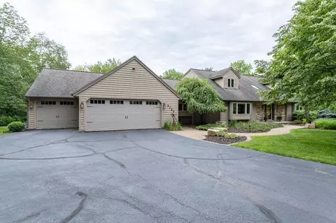 3735 Overlook Dr, Wausau, WI 54403