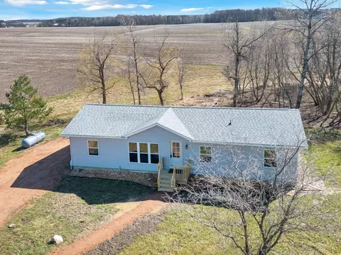 9522 Half Mile Dr, Marshfield, WI 54449
