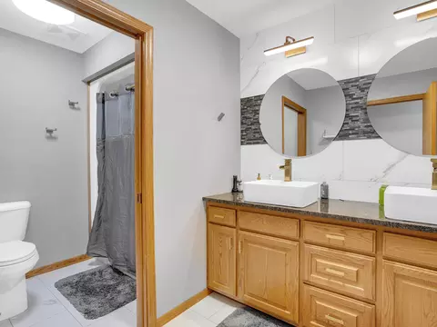 Bath - 112001 Turtle Ridge Rd, Marshfield, WI 54449 photo 3 of 4