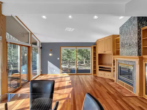 Living - 112001 Turtle Ridge Rd, Marshfield, WI 54449 photo 3 of 5