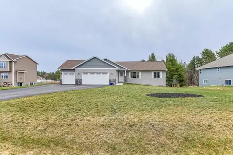 2591 Sunny Meadow Dr, Kronenwetter, WI 54455