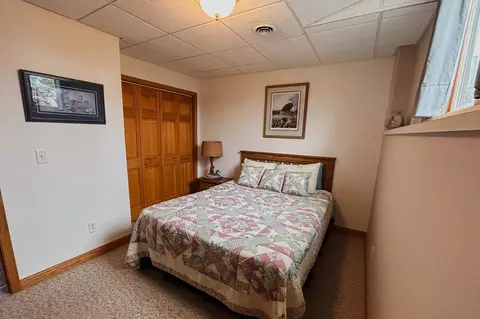 Bedroom - 9785 Deer Trail Rd, Tomahawk, WI 54487 photo 3 of 4