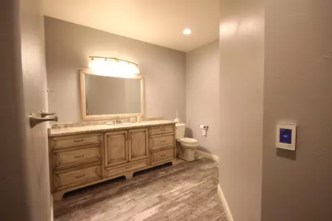 Bath - 1406 E 20th St, Marshfield, WI 54449 photo 6 of 8