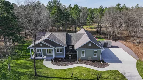 226 Walden Oaks Way, Nekoosa, WI 54457