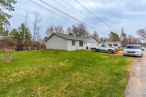 512-514 Clark St, Hatley, WI 54440