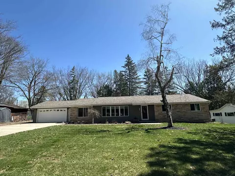 805 S Columbus Ave, Marshfield, WI 54449