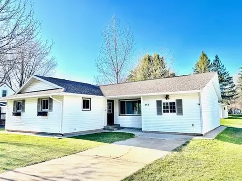368 Buehler Ave, Nekoosa, WI 54457