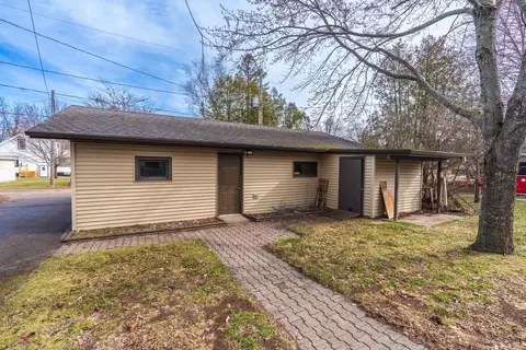 Exterior - 417 E Somo Ave, Tomahawk, WI 54487 photo 8 of 17