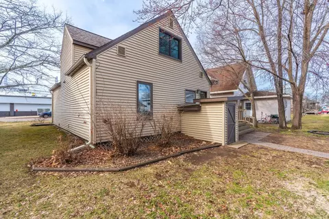 Exterior - 417 E Somo Ave, Tomahawk, WI 54487 photo 5 of 17