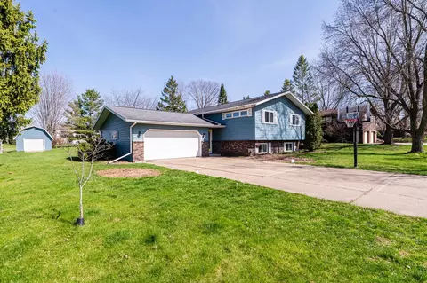 421 Bluebird Ln, Marshfield, WI 54449