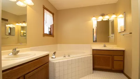 Bath - n721 Range Line Road, Merrill, WI 54452 photo 1 of 3