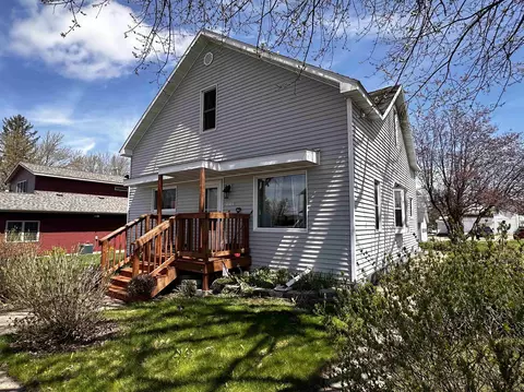 213123 Legacy St, Stratford, WI 54484