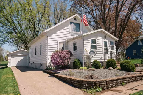201 E 12th St, Neillsville, WI 54456
