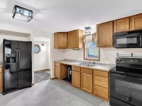 Kitchen - 516 N Monroe St, Loyal, WI 54446 photo 2 of 3