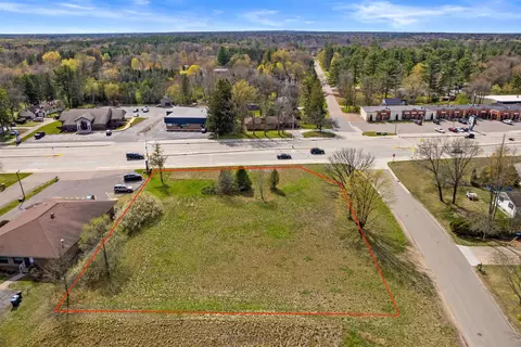 2906 Post Rd, Stevens Point, WI 54481