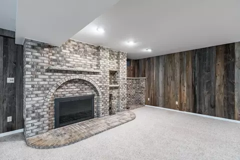 Living - 4606 River Bend Rd, Weston, WI 54476 photo 9 of 10