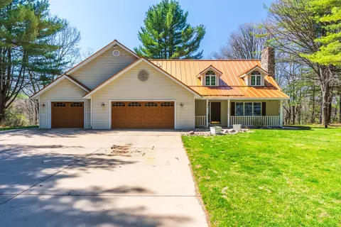 4606 River Bend Rd, Weston, WI 54476