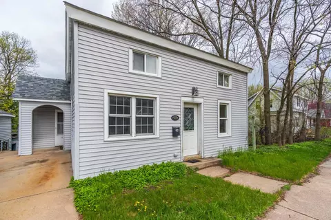 470 3rd St S, Wisconsin Rapids, WI 54494