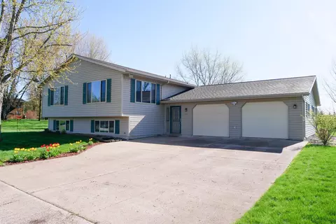 326 S Gershwin St, Stetsonville, WI 54480